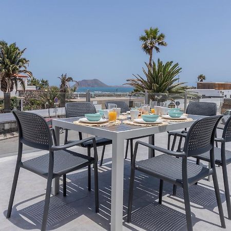 Apartment Holiday 2 Beachfront Corralejo By Holidays Home Exterior photo
