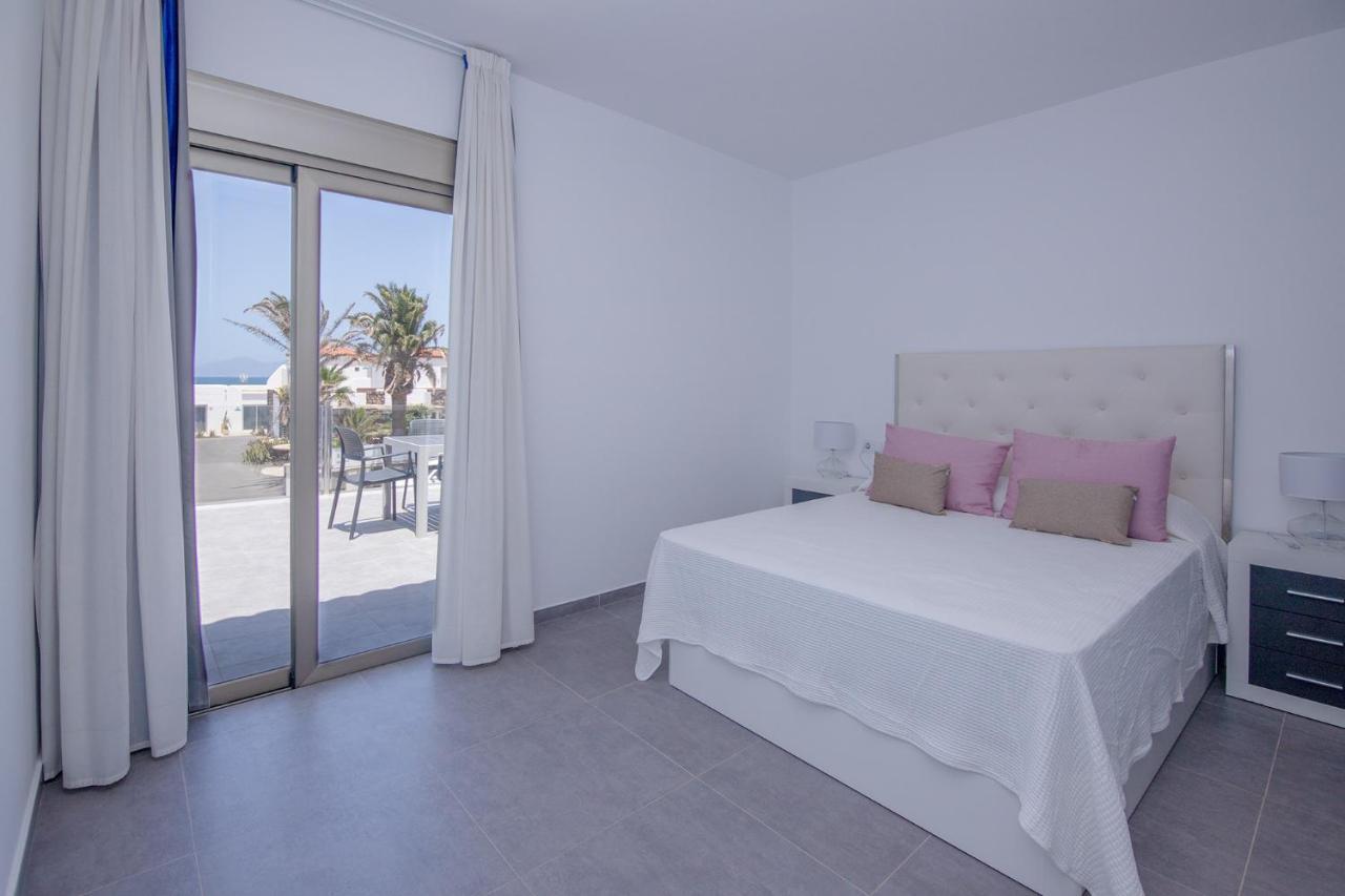Apartment Holiday 2 Beachfront Corralejo By Holidays Home Exterior photo