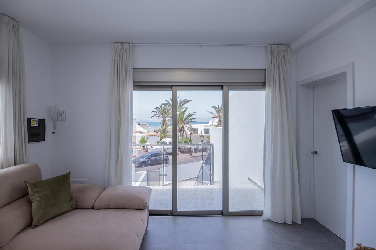 Apartment Holiday 2 Beachfront Corralejo By Holidays Home Exterior photo