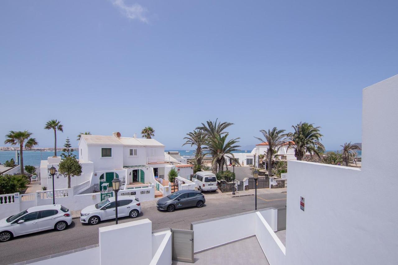 Apartment Holiday 2 Beachfront Corralejo By Holidays Home Exterior photo