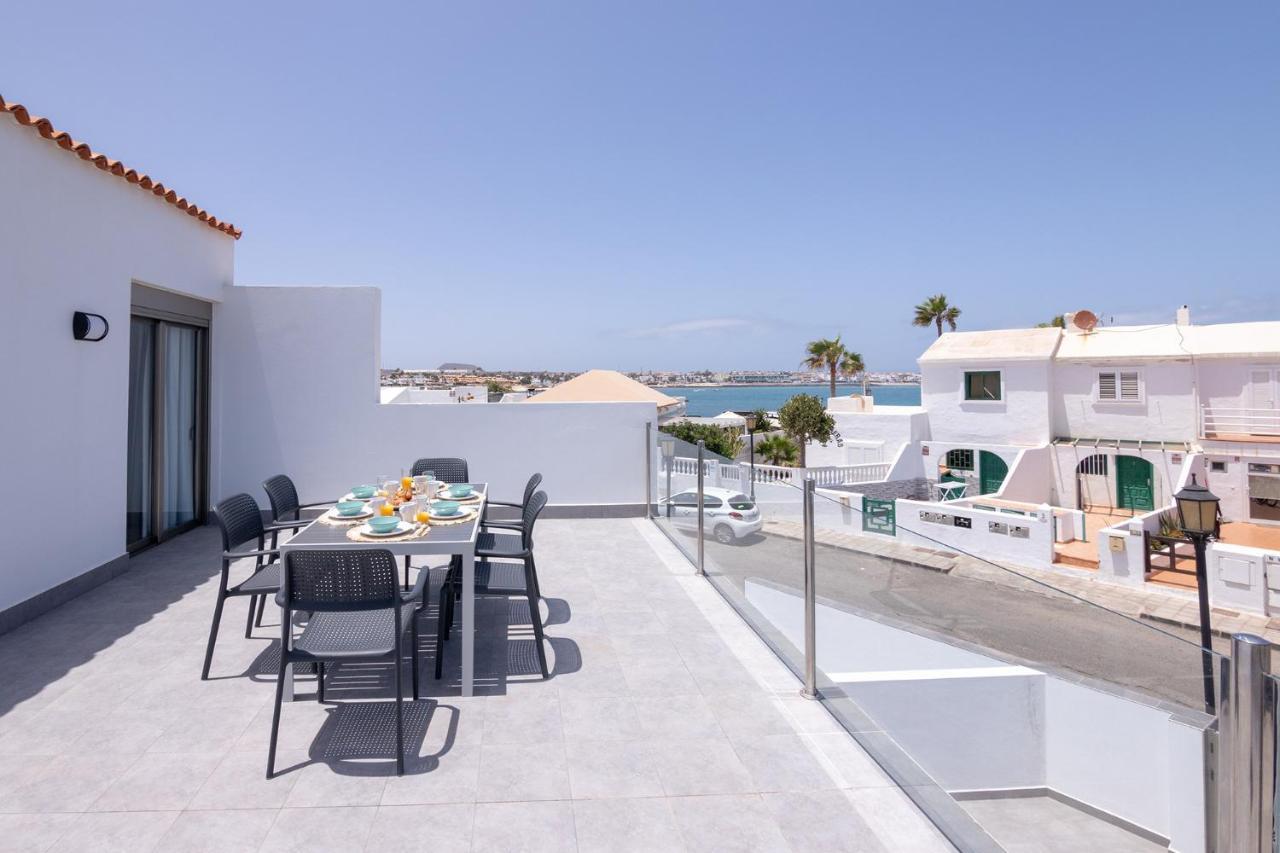 Apartment Holiday 2 Beachfront Corralejo By Holidays Home Exterior photo